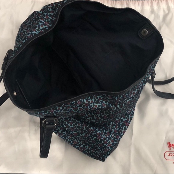 Coach Summer Handbag - Picture 4 of 5